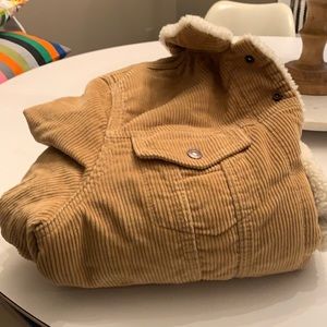 Levi’s Original Women’s Sherpa Corduroy Trucker Jacket. Size XL.